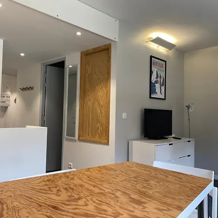 Calme Renove, Balcon, Wifi, Parking Inclus, Proche Transarc Et Commerces - Fr-1-346-345 Apartment Les Arcs (Savoie)